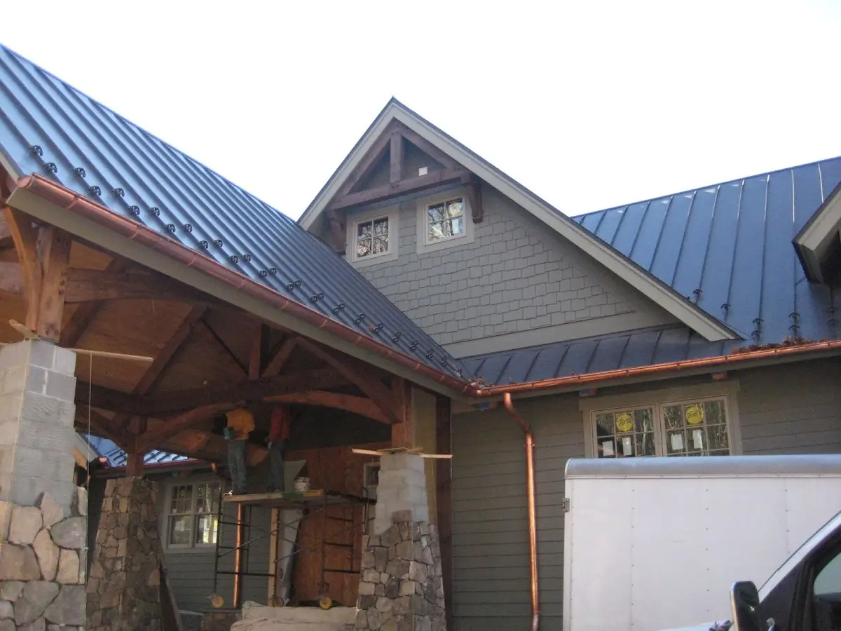 Craftsman Roofing team delivering quality roofing work in Lizard Acres